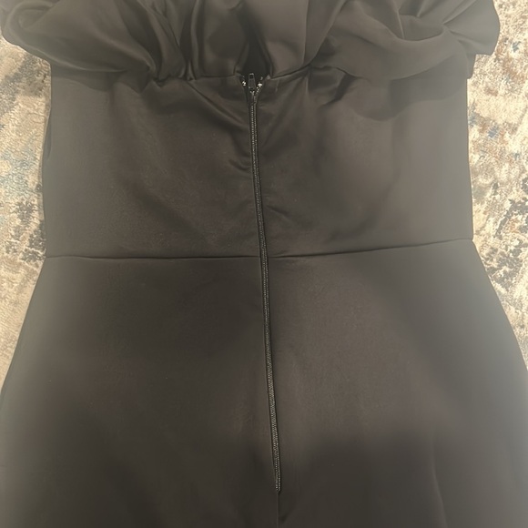 Black puff sleeve mini dress - Picture 7 of 8